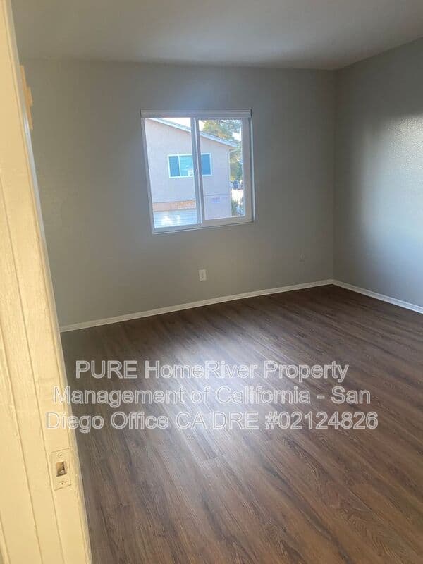 San Diego House: 6554 Pinecone Ln