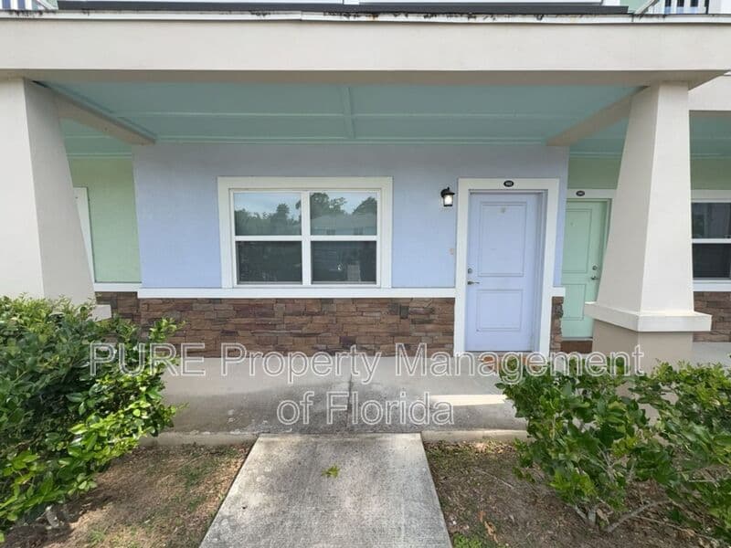 Ocala House: 318 NE 7 Terrace