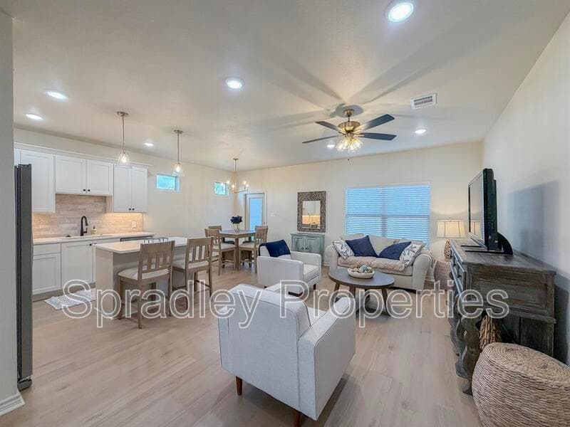 Temple Townhome: 1404 Rita Blanca Ct.