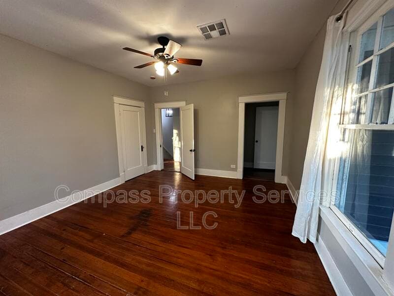 Waco House: 2220 Gorman Ave