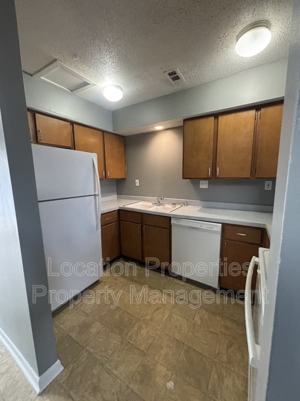 Lawrence Condo: 634 Arkansas Street - 1
