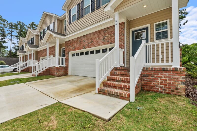 Aberdeen Townhome: 881 Ducks Lndg