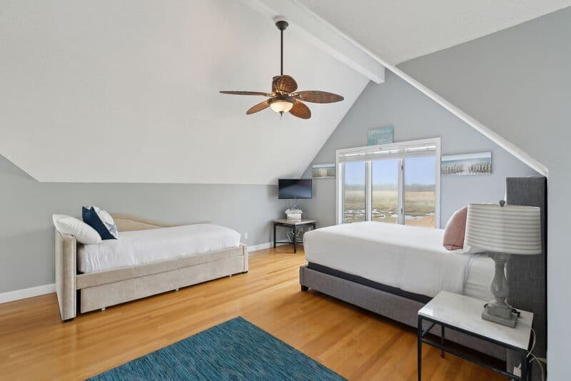 Wells House: 572 Ocean Avenue