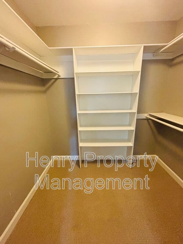 Cary House: 203 Langston Mill Court
