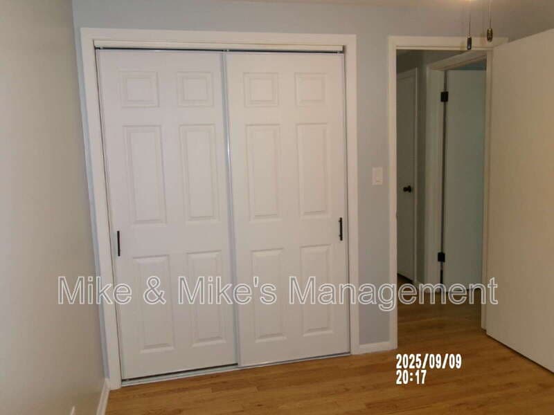Milwaukee Condo: 6400 North 73rd Street