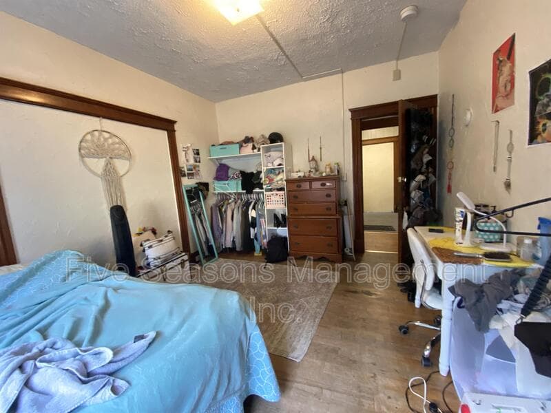 Burlington Condo: 8 Greene St - 4