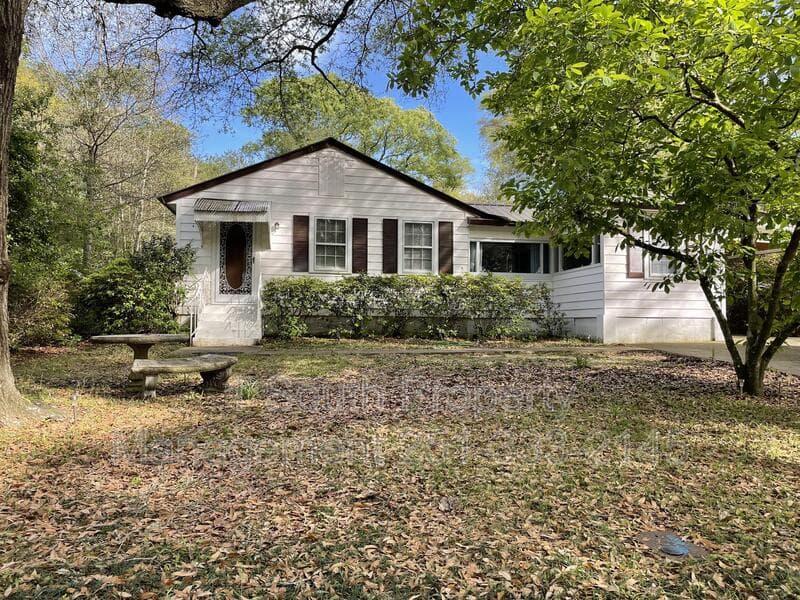Mobile House: 316 Border Drive West