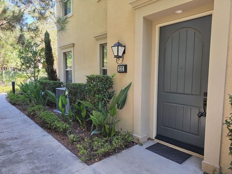 Irvine House: 232 Bishop Landing