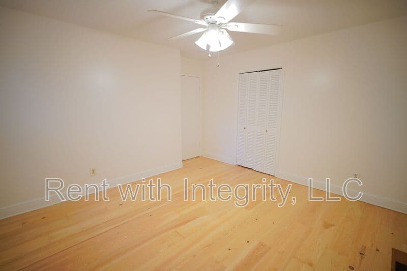 Tallahassee House: 2328 Armistead Road