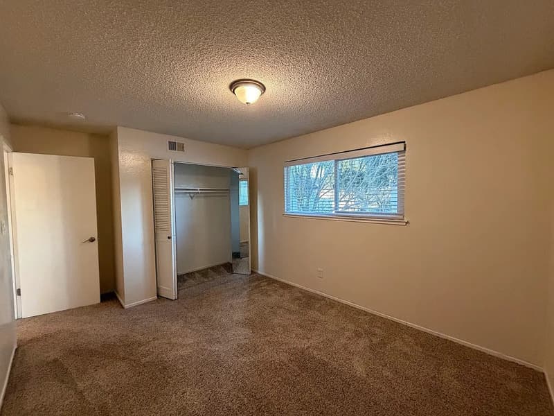 Davis Condo: 1742 Fremont Ct