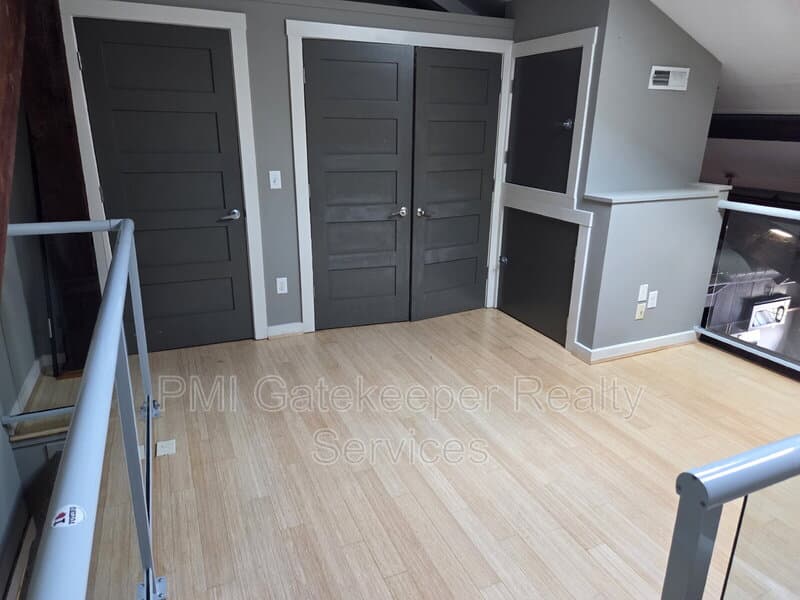 Cincinnati Condo: 1202 Main St