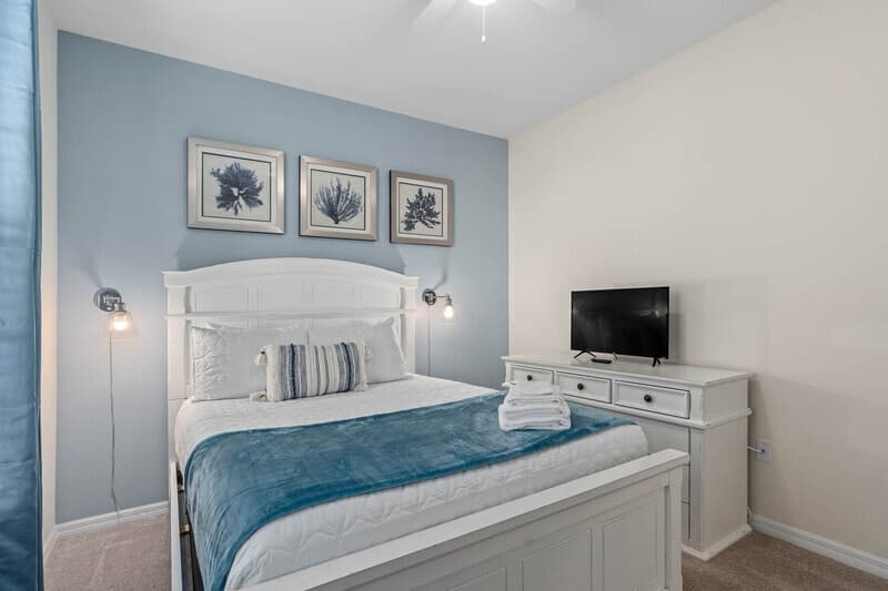 Kissimmee Townhome: 8946 Sydney Avenue
