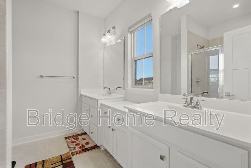 Jeannette House: 6003 Lampl Lane