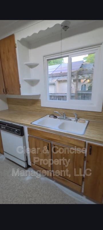 Eugene Condo: 30 Monroe Street