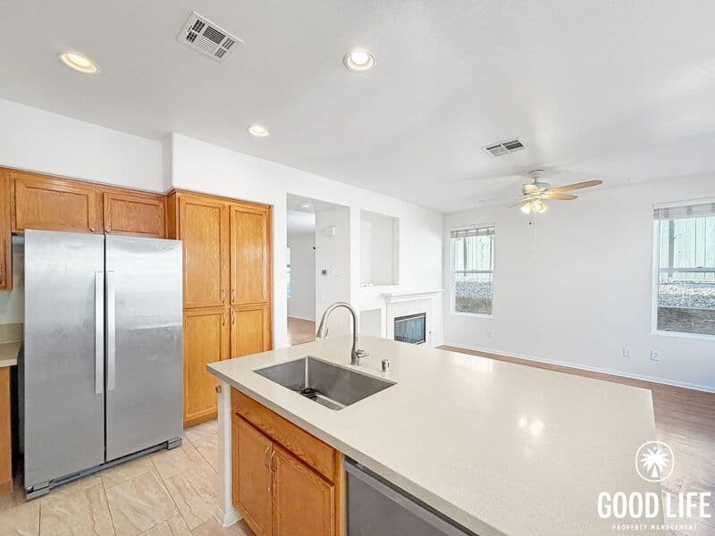 Poway House: 12229 Juniper Way