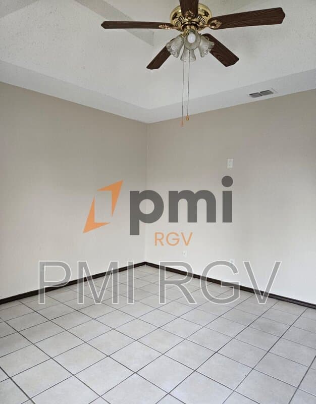 McAllen Condo: 2912 N 29th Ln