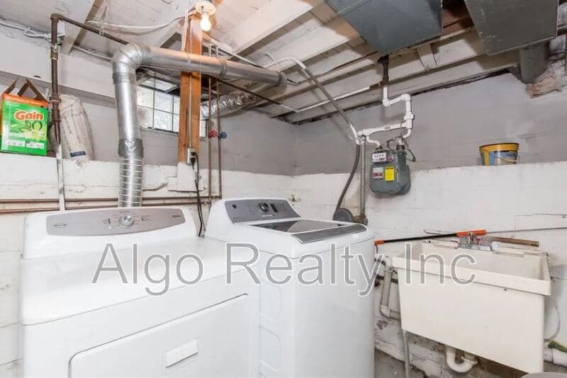 Minneapolis House: 4330 North Girard Avenue