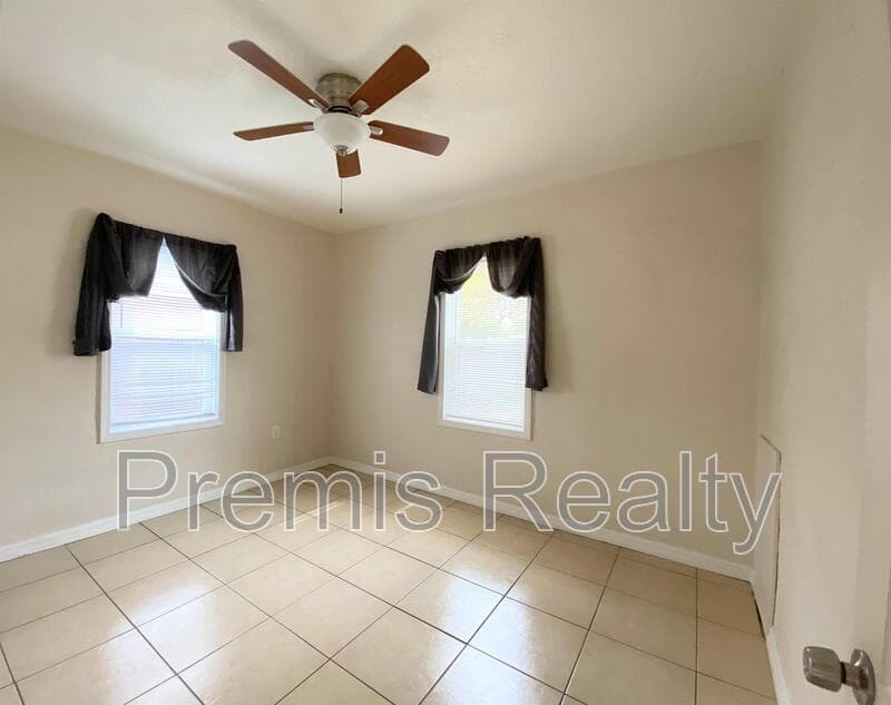 Clearwater House: 1416 Druid Road