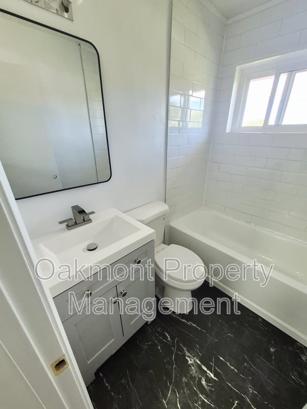 Lynchburg Condo: 928 Whitestone Drive - 2