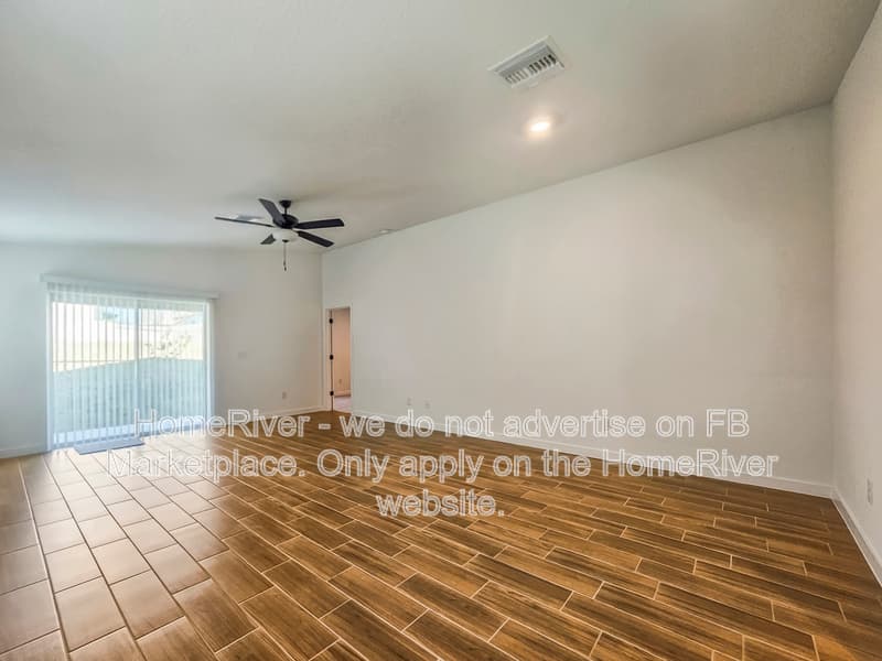 Brooksville House: 29637 Fedora Cir