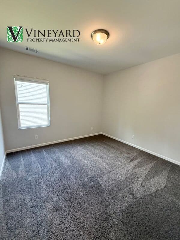 Holly Springs House: 265 Birchwood Row