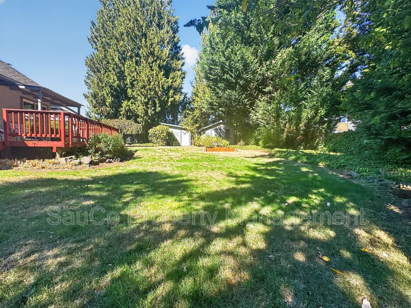 West Linn House: 2312 5th Avenue