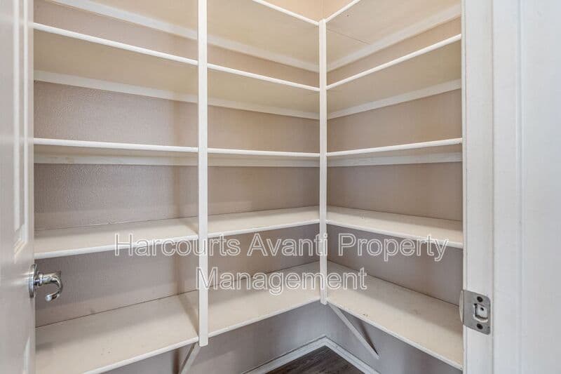 San Diego Condo: 12507 El Camino Real