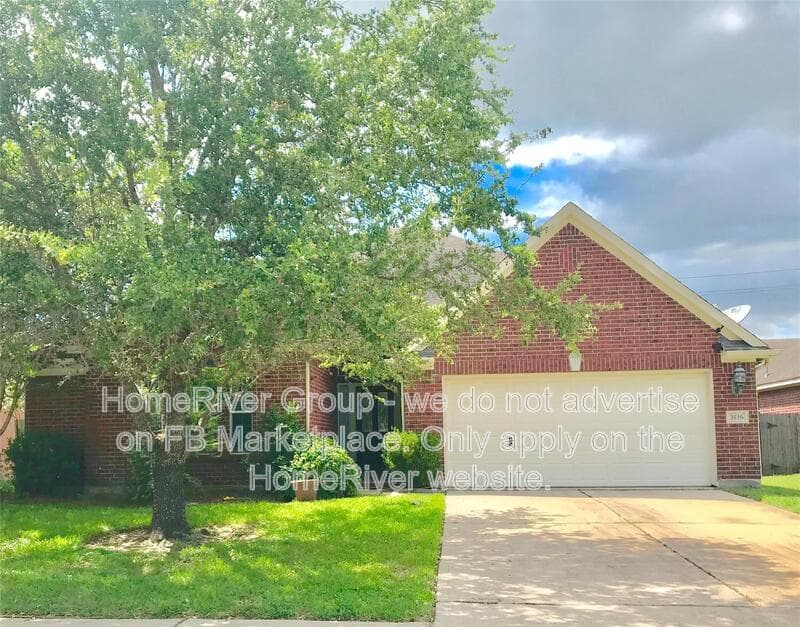 Pearland House: 3536 Pine Valley Dr