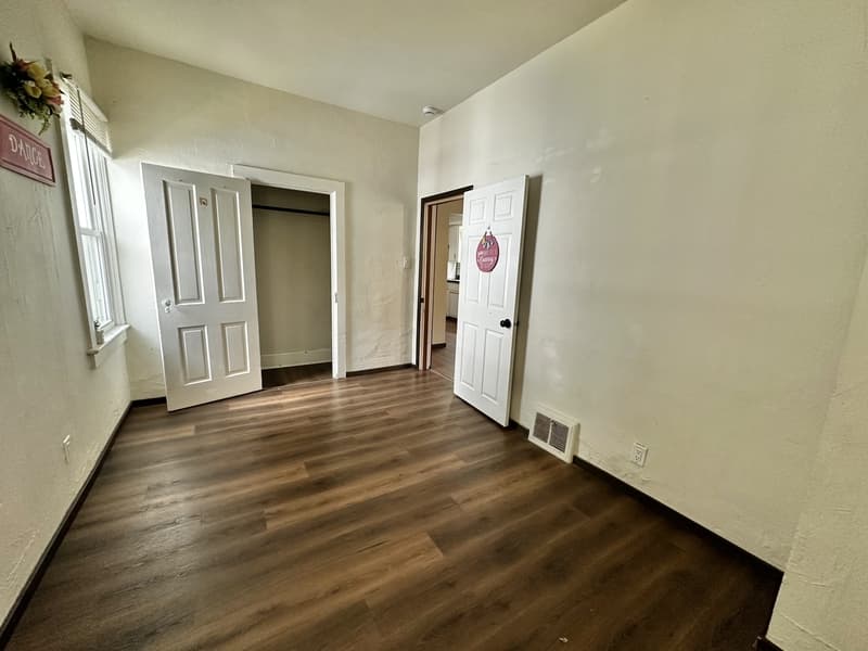 Green Bay House: 606 North Baird Street