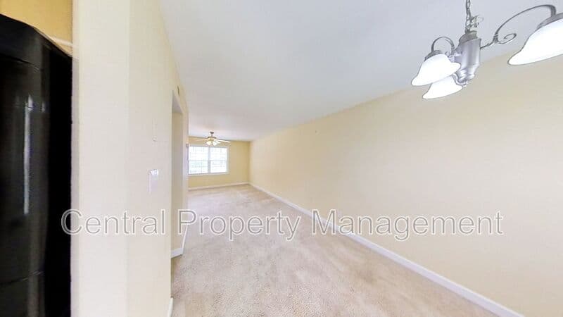 Simpsonville House: 108 Silverbrook Drive