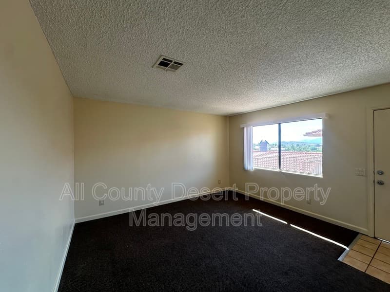 Desert Hot Springs Condo: 13079 Eliseo Rd