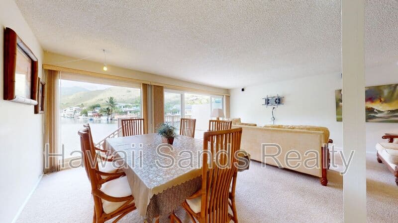 Honolulu House: 6248 Keokea Pl E-104