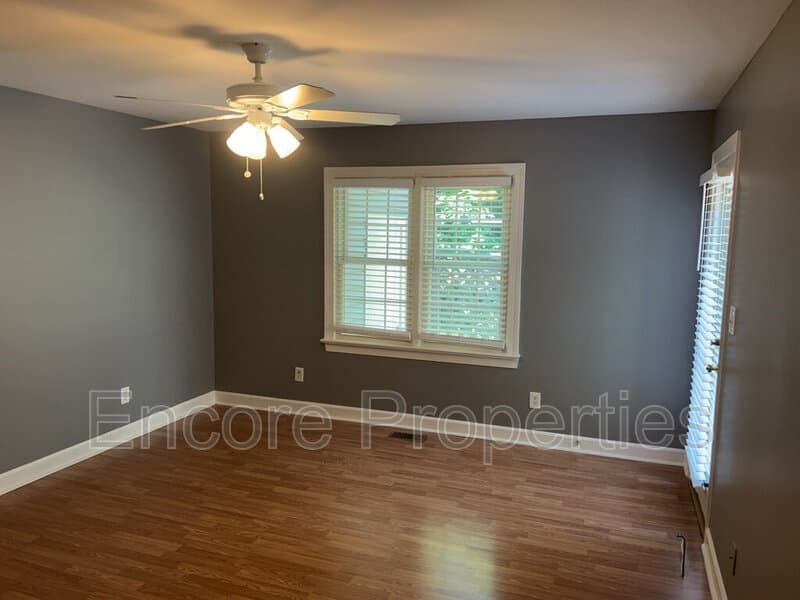 Cary Townhome: 112 Loch Bend Lane