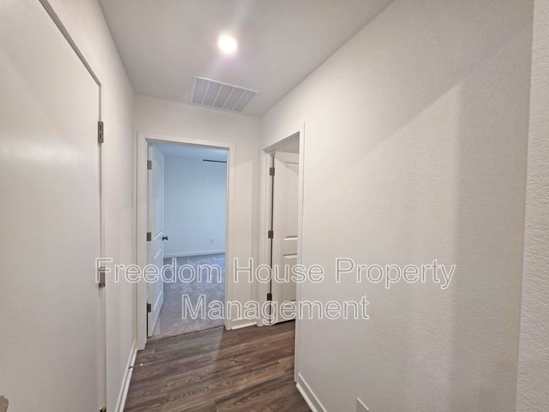 Pahrump House: 766 Makenna Rain Drive