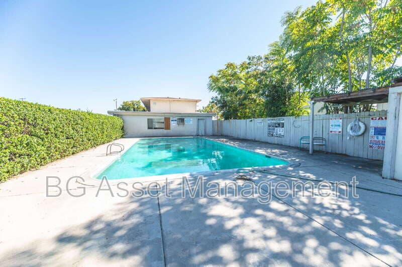 Sacramento Condo: 1928 Ethan Way