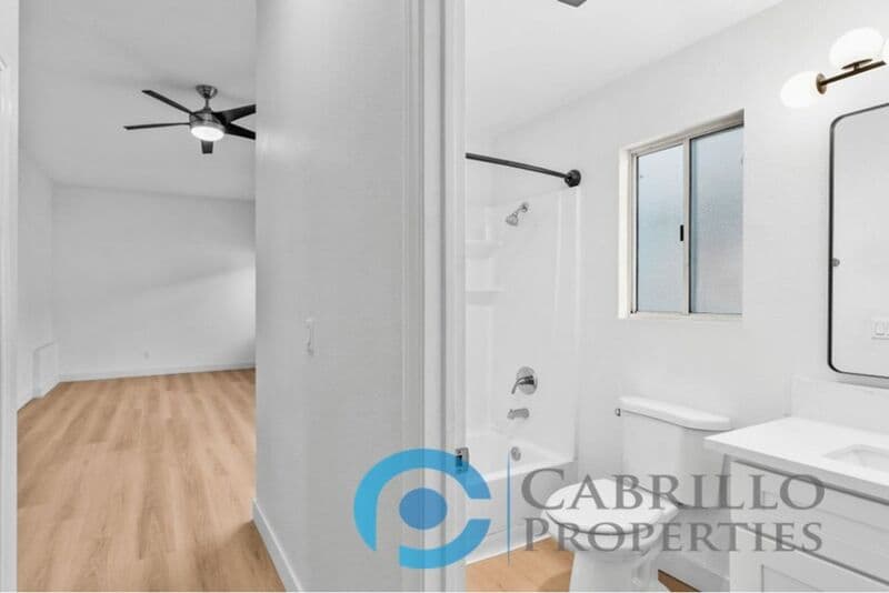 San Diego Condo: 4328 Louisiana Street