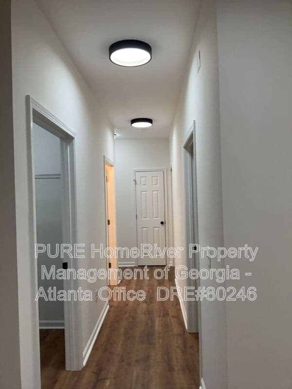 Dallas House: 735 Old Villa Rica Rd