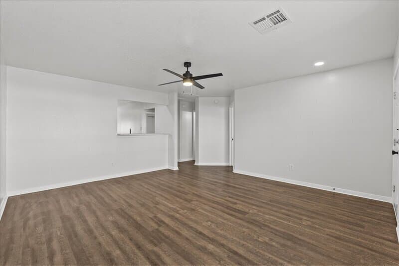 Dickinson Townhome: 2125 Aruba Calle