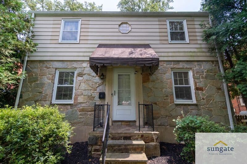 Baltimore House: 7023 Concord Rd
