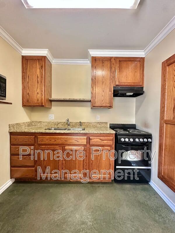 San Angelo Condo: 350 W Avenue L