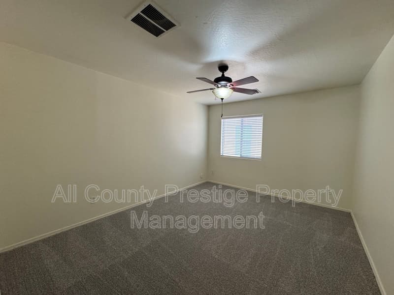 Laveen House: 6859 W Darrel Road
