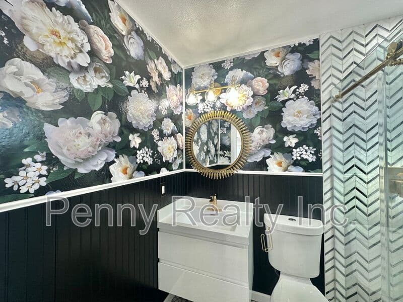 San Diego Condo: 294 Woodman St.