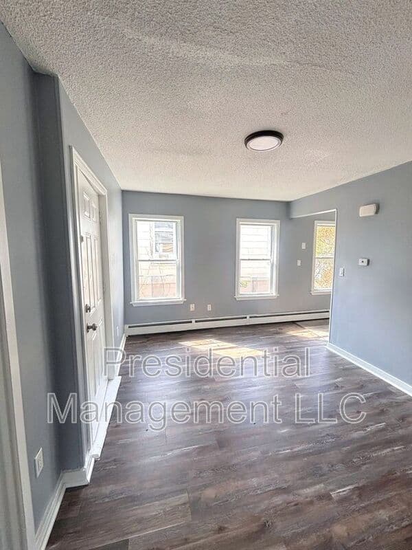 Hartford Condo: 56 Judson Street