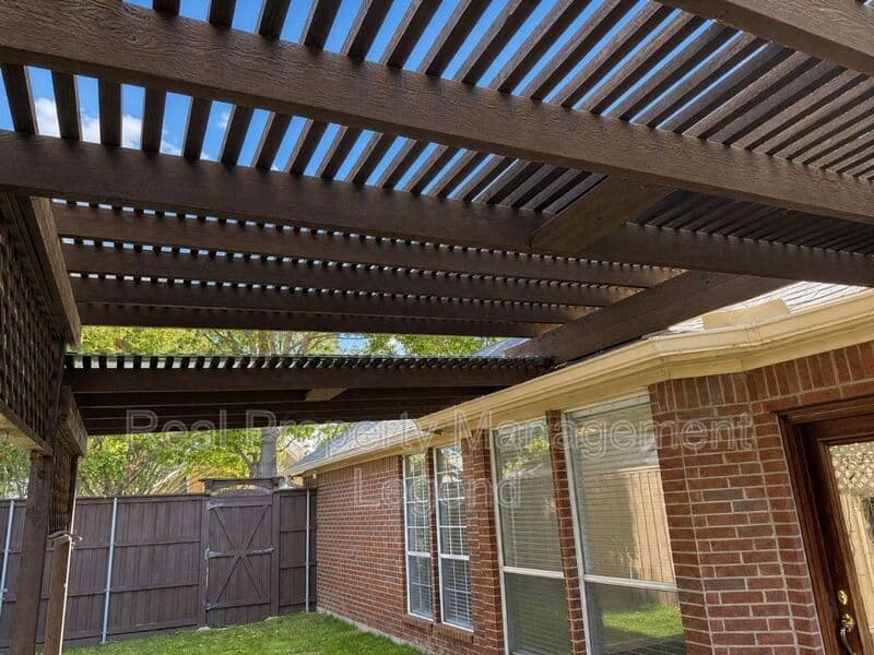 Frisco House: 9518 Prestmont Place