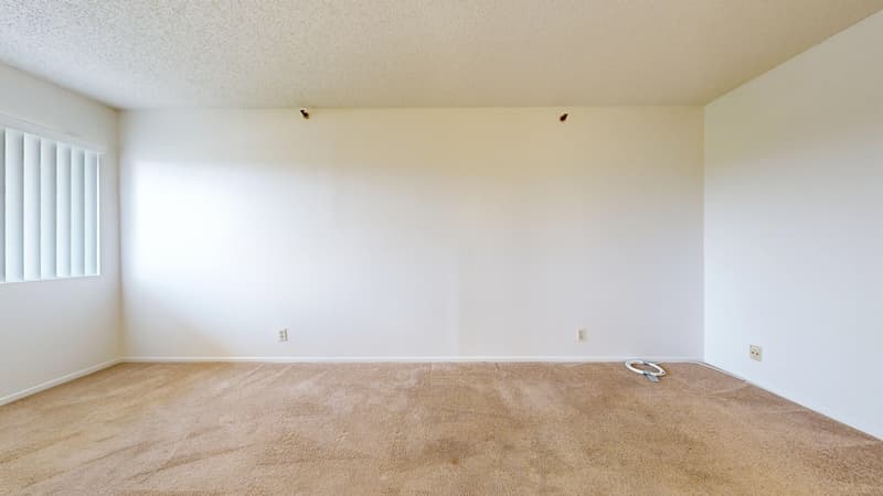Hawthorne Condo: 11953 Eucalyptus Avenue - 9