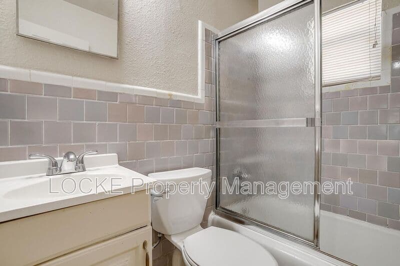 Fort Worth House: 3419 South University Drive