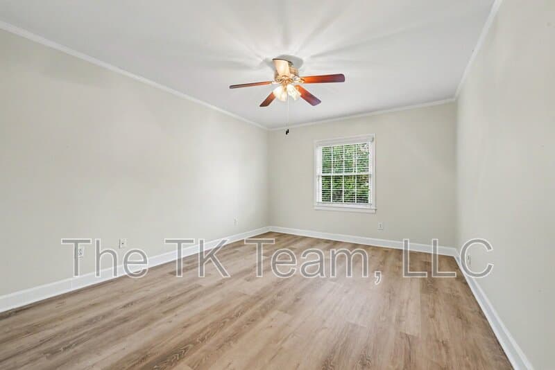 Charlotte Condo: 5945 Quail Hollow Road