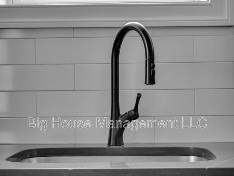 Baltimore Condo: 707 Druid Park Lake Dr