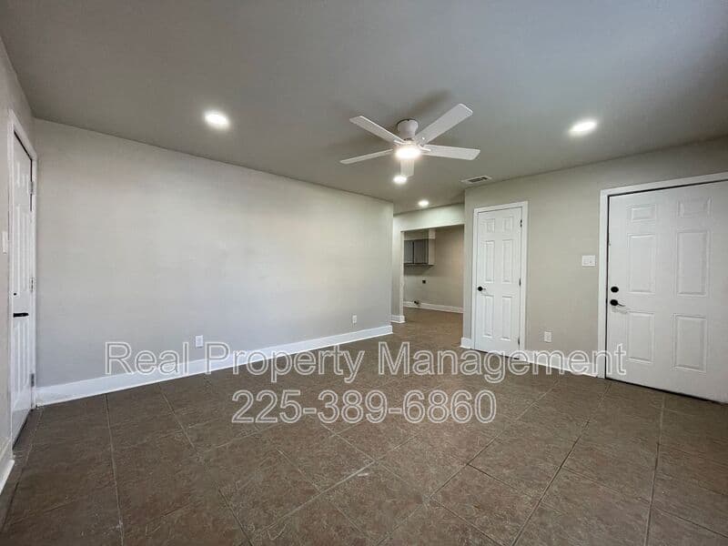 Baton Rouge Condo: 12528 Warfield Ave.