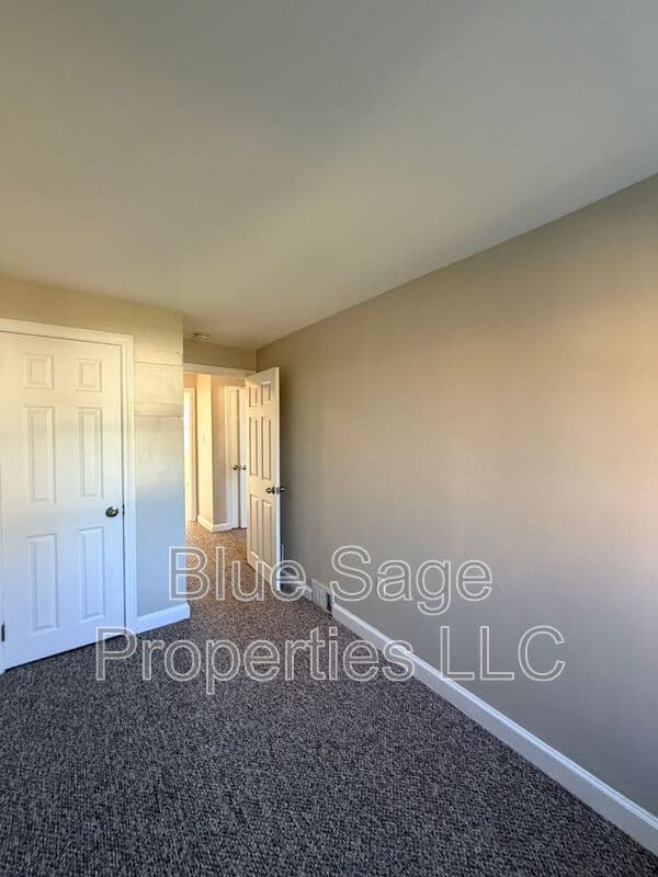 Ridley Park Townhome: 600 Michell St